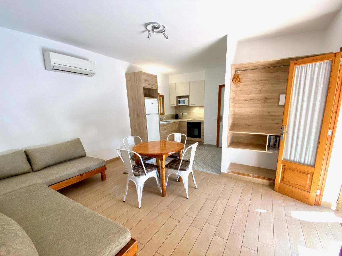 Campanitx Villas - Astbury Formentera إس كالو المظهر الخارجي الصورة